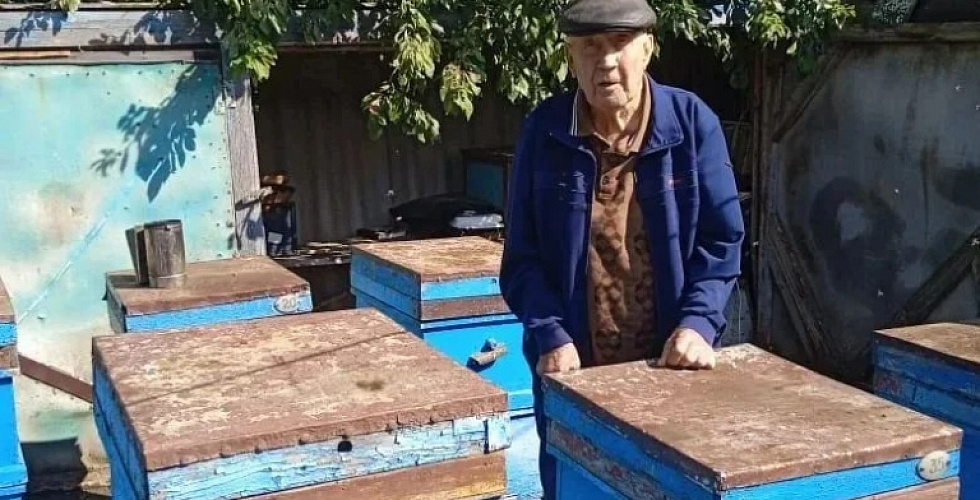 98-й день рождения отмечает житель села Камбулат, труженик тыла Иван Андреевич Бураков
