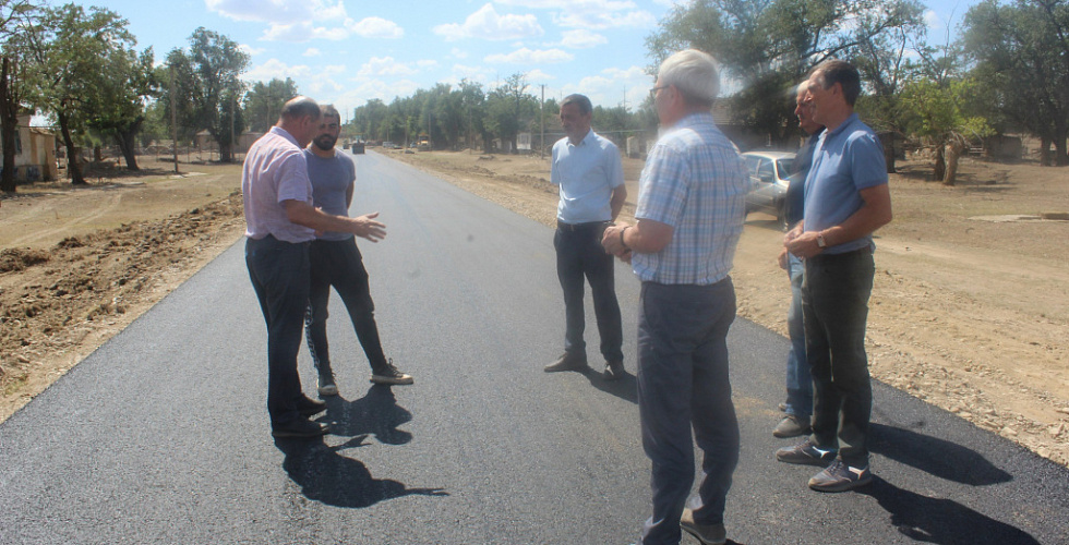 В Туркменском районе обновлено рекордное количество дорог