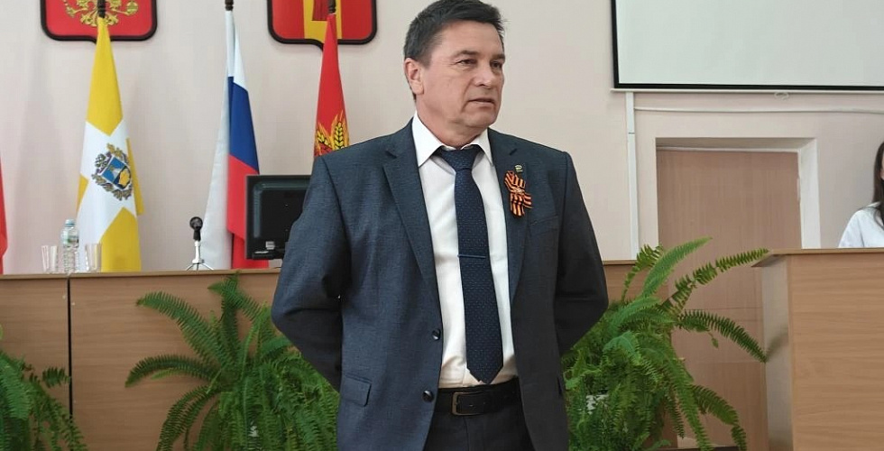 В администрации округа наградили сотрудников местного самоуправления
