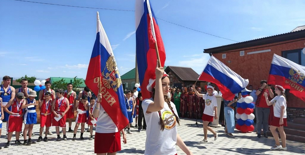 В ауле Чур открылся новый клуб для занятий боксом "Фаворит" 