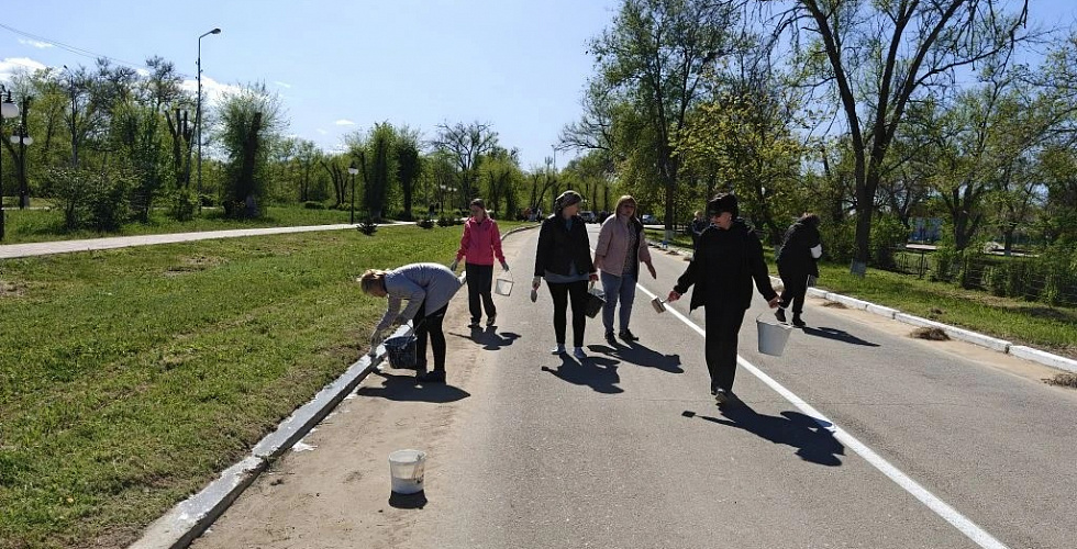 В Летней Ставке прошел Всероссийский субботник