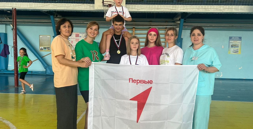 На базе детско-юношеской спортивной школе села Летняя Ставка состоялся семейный спортивный фестиваль